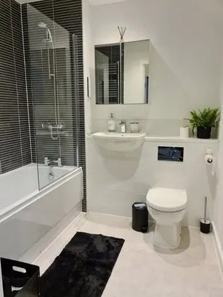 Inviting 1-bed Apartment in London - Banyo Tipleri