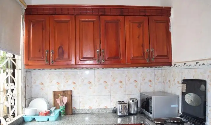 Inviting 2-bed Apartment in Dar es Salaam - Mutfak