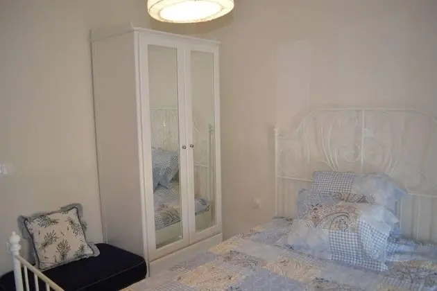 Inviting 2-bed Apartment in Nikiti, Greece - Oda