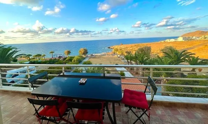 Inviting 2-bed House in Panormos in Rethymno