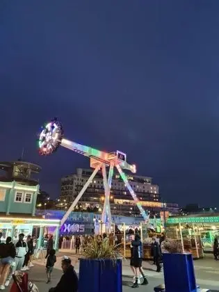Inviting 3-bed Apartment in Southend-on-sea - Havuz