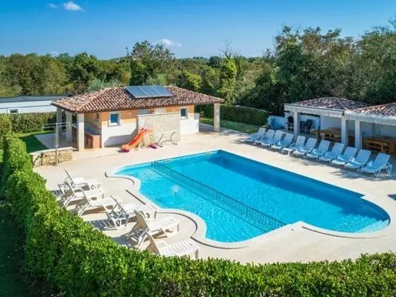 Inviting Apartment in Banjole near Veruda Lighthouse