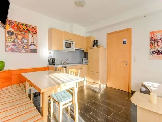 Inviting Apartment in Fiss in the Mountains - Yerinde Yemek