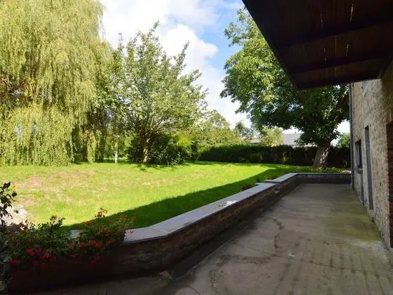 Inviting Holiday Home in Beauraing With Garden, Terrace, BBQ
