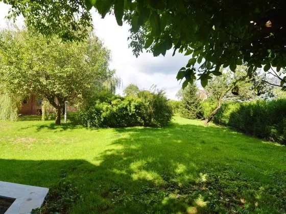 Inviting Holiday Home in Beauraing With Garden, Terrace, BBQ - Dış Mekan