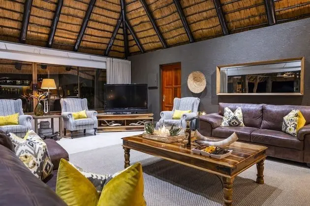Inyati Game Lodge - Lobi