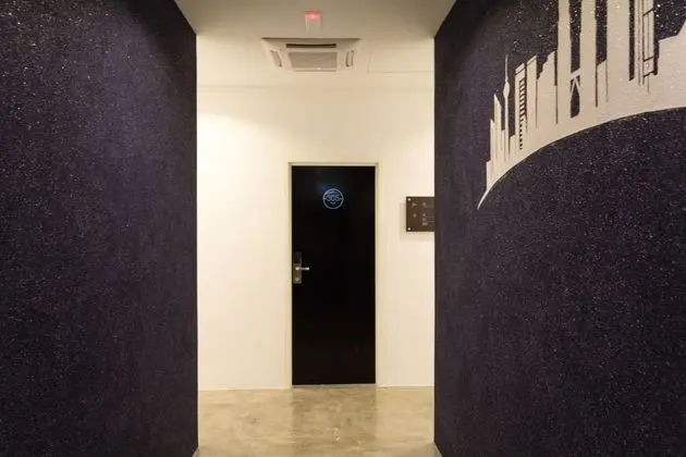 IO HOTEL
