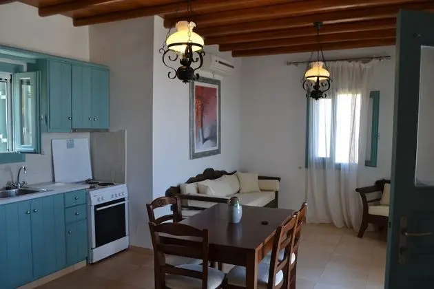 Villa Ioanna - Vacation Houses for Rent Close to the Beach - Yerinde Yemek