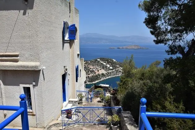 Villa Iokasti sea View