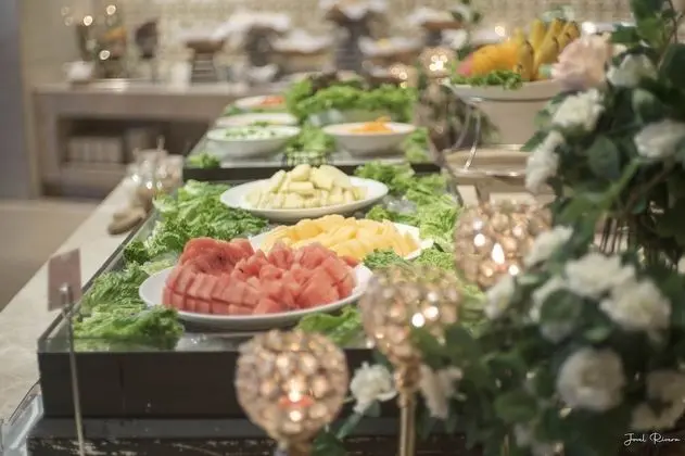 Ion Hotel - Yerinde Yemek