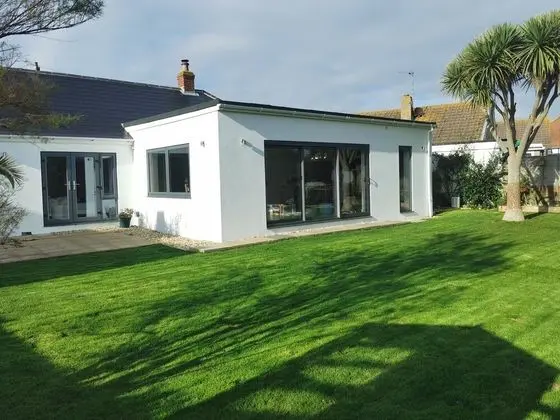 Iona 4 bed Luxury in the Heart of Bracklesham Bay