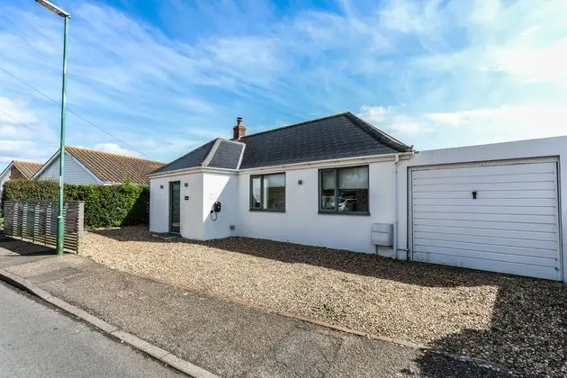 Iona 4 bed Luxury in the Heart of Bracklesham Bay - Dış Mekan