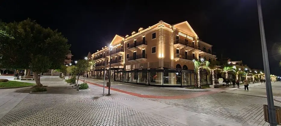 Ionian Plaza Hotel - Dış Mekan