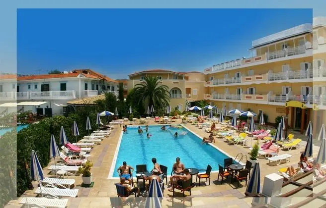 Ionis Art Hotel - Havuz