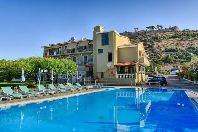 Ionis Hotel