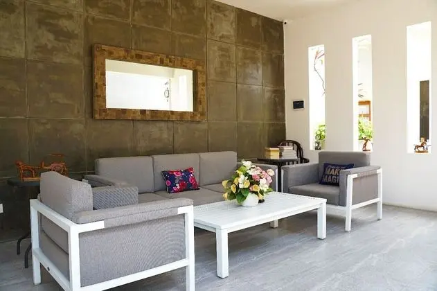 IOOVE Tanjung Seminyak Suites - Lobi