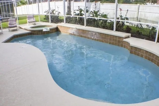 Ip60375 - Rolling Hills Estates - 4 Bed 3 Baths Villa