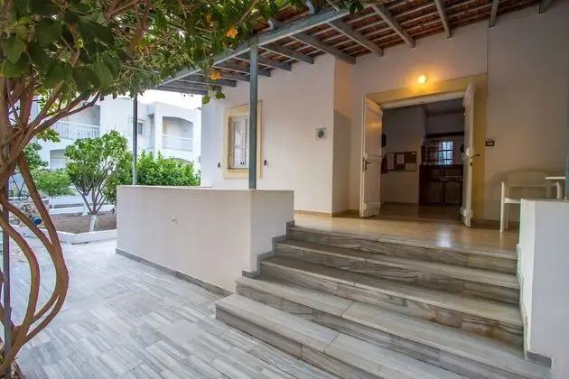 Irene Hotel - Lobi