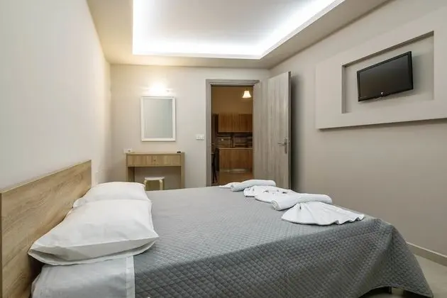 Irene Studios & Apartments