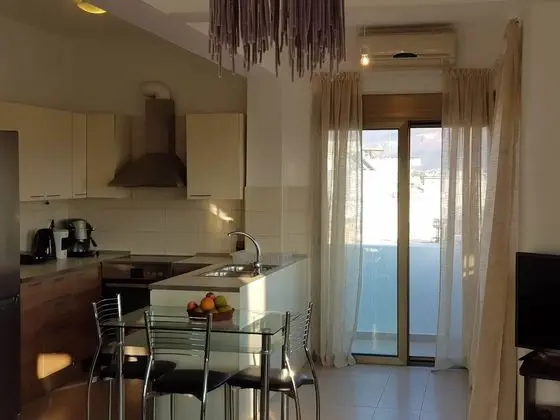 Iriana's Apartments in Center - Mutfak