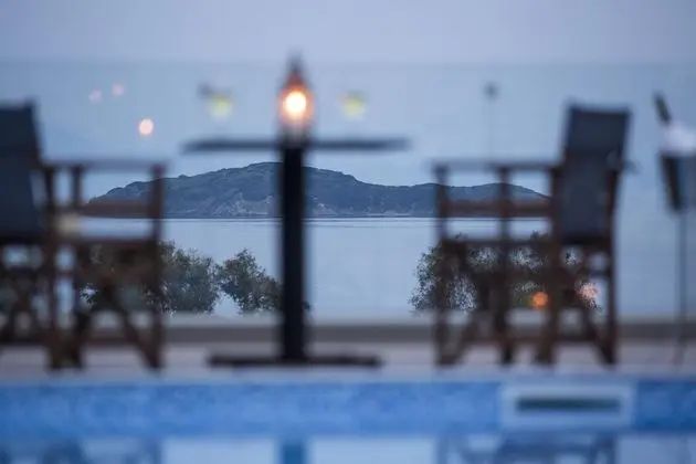 Irida Hotel