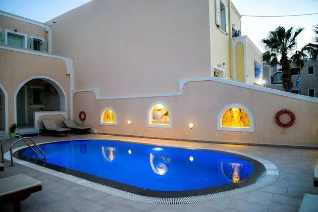 Villa Irini Kamari - Havuz