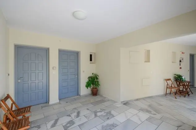 Irini Studios - İç Mekan