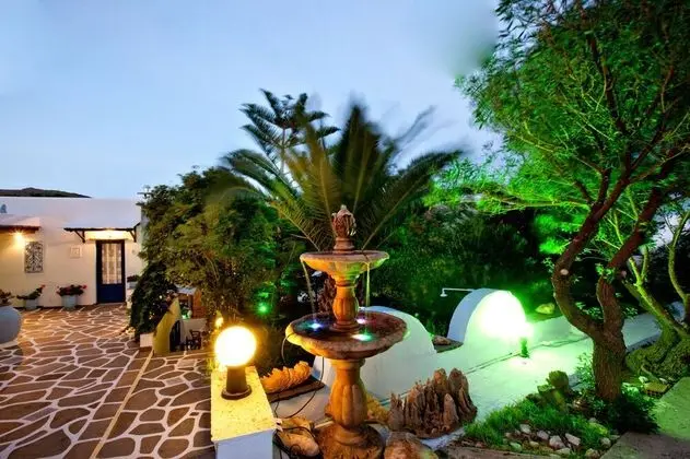 IRINI STUDIOS IN TINOS - Dış Mekan