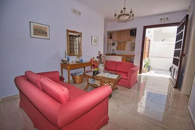 Irini's Rooms - Lobi