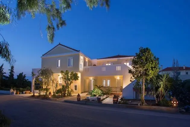 Iris Beach Hotel - Dış Mekan