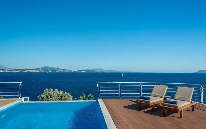 Villa Iris Karavi - Havuz