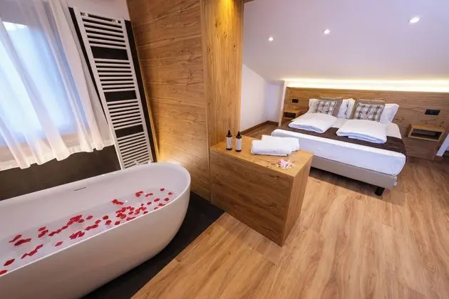 Hotel Iris - Öne Çıkan Resim