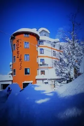 Hotel Iris - Dış Mekan
