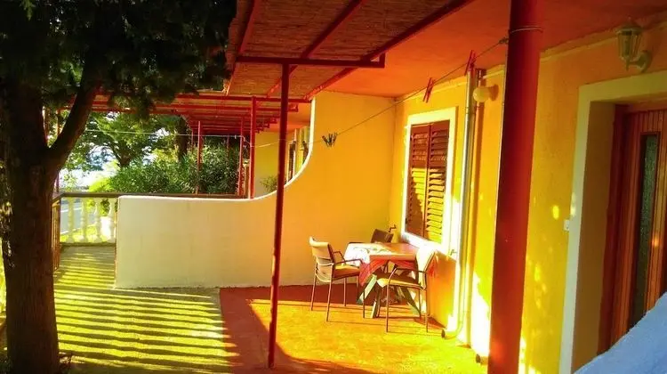 Irmica - by the sea - A2