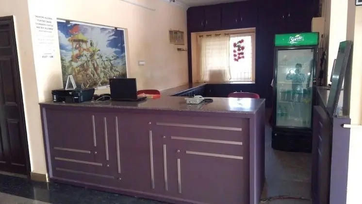 Iroomz Aditya Residency - Öne Çıkan Resim
