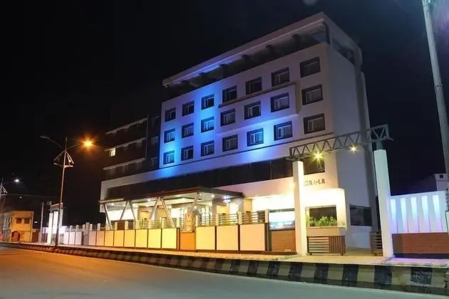 iROOMZ Nakshatra-LR