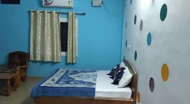 Iroomz Shanthana Residency - Öne Çıkan Resim