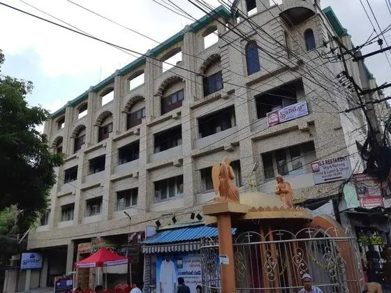 iROOMZ Hotel Sundar