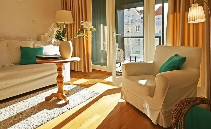 IRS ROYAL APARTMENTS - IRS Kwartal Kamienic - Öne Çıkan Resim