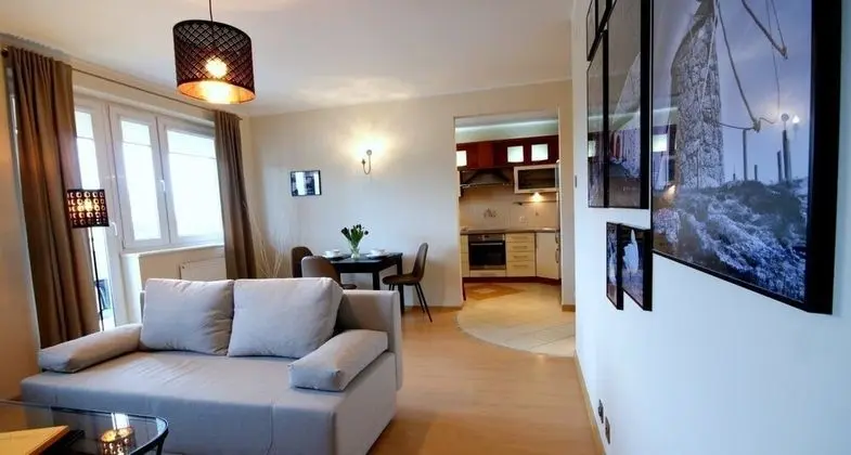 IRS ROYAL APARTMENTS Mlyniec