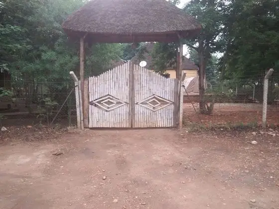 Irungu Forest Safari Lodge - Dış Mekan