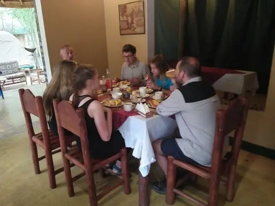 Irungu Forest Safari Lodge - Yerinde Yemek