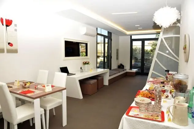 Isa Fiumicino Airport Residence - Yerinde Yemek
