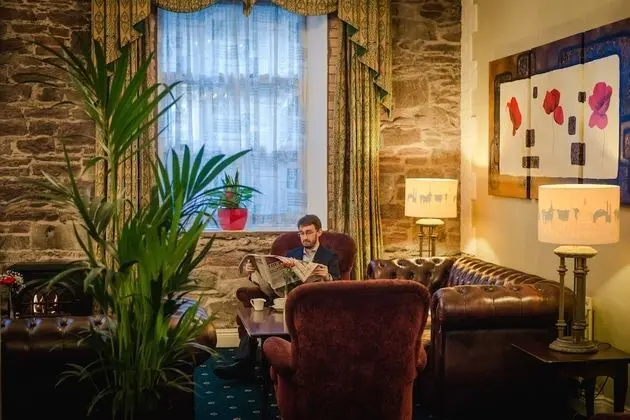 Isaacs Hotel Cork City - Lobi