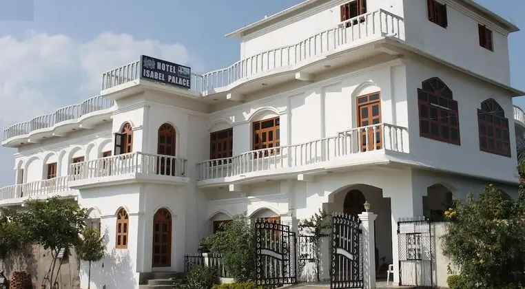 Hotel Isabel Palace