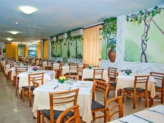Hotel Isabella - Yeme / İçme