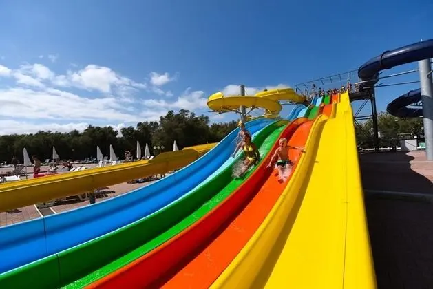 Isamar Holiday Village - Havuz