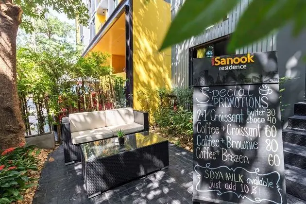 iSanook Female Hostel