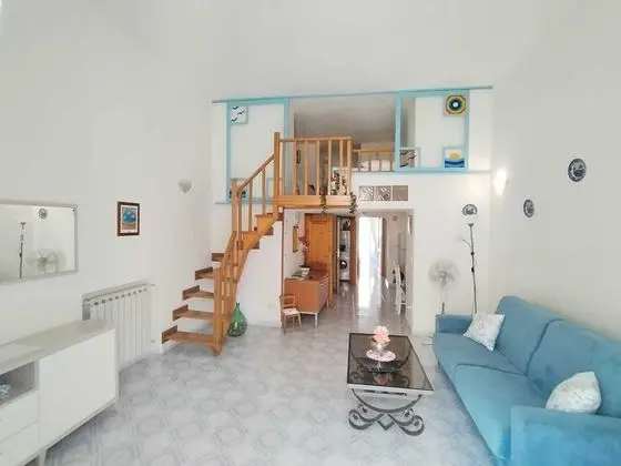 Ischia Ponte Romantic Apartment in the Historical Center and Near the sea - Öne Çıkan Resim