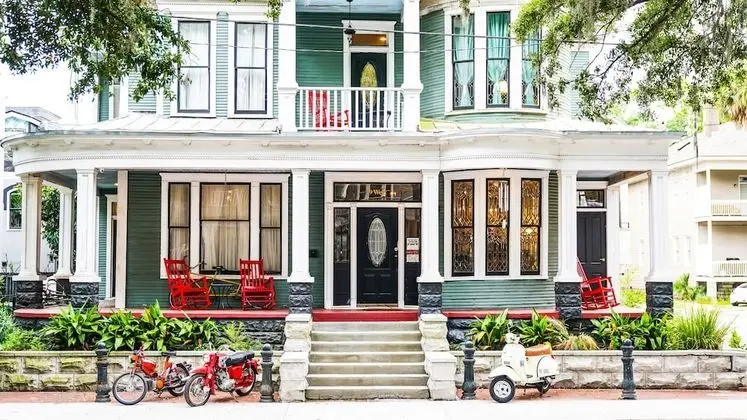 Isetta Inn (Boutique Hostel) - Dış Mekan